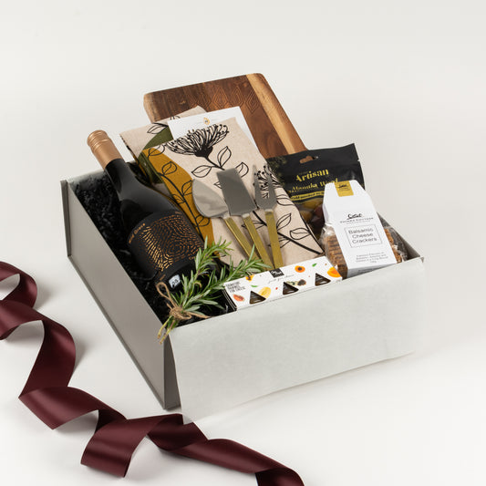 The Art of Gifting: How to Choose the Perfect Gift Box in NZ