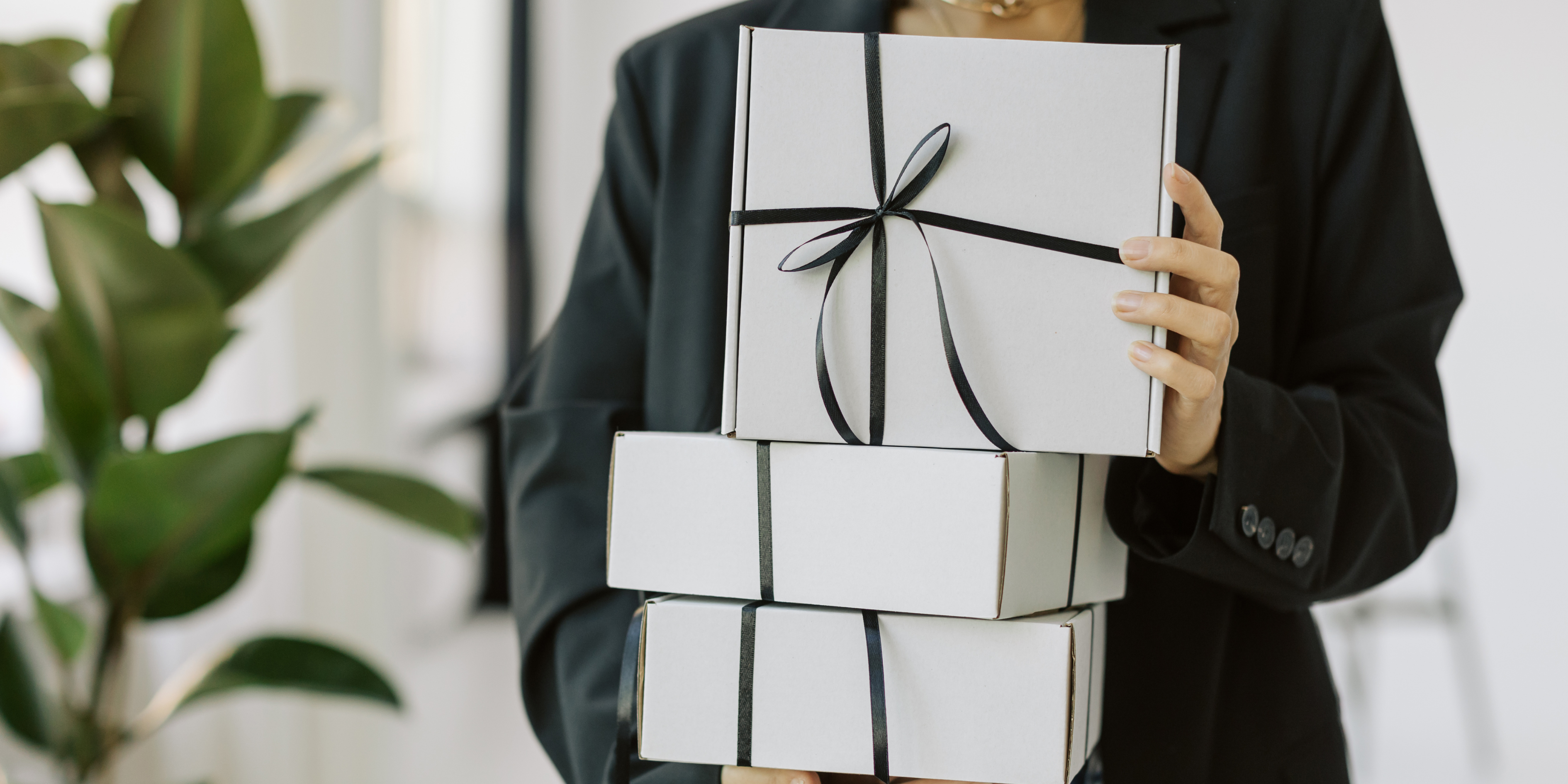 Corporate Gifting – Gifts of Distinction
