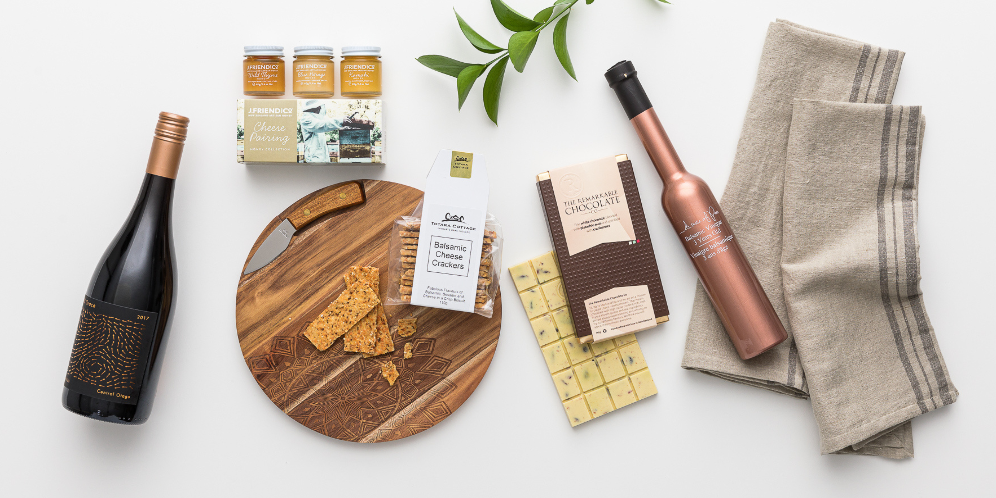 Food & Wine Gifts – Gifts of Distinction